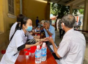 Tư vấn, khám, phát thuốc miễn phí lần 7: “Chăm sóc sức khỏe người dân Huyền hội, Càng Long, Trà Vinh”
